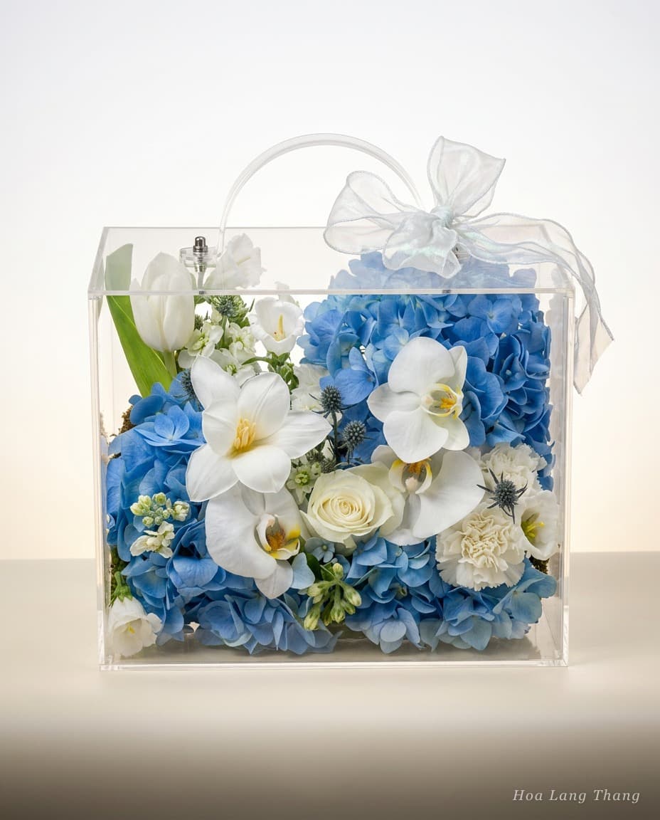 Celeste Clutch - Ảnh 1