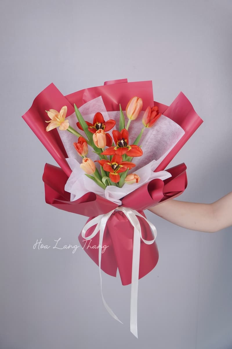 Hoa Tặng Kỷ Niệm Ngày Cưới 10 Năm — Mười Năm Một Lời Hẹn Bằng Hoa