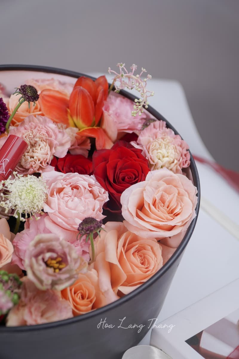 Hoa Trang Trí Brand Launching Event — Dấu Ấn Sang Trọng Cho Ngày Ra Mắt Thương Hiệu